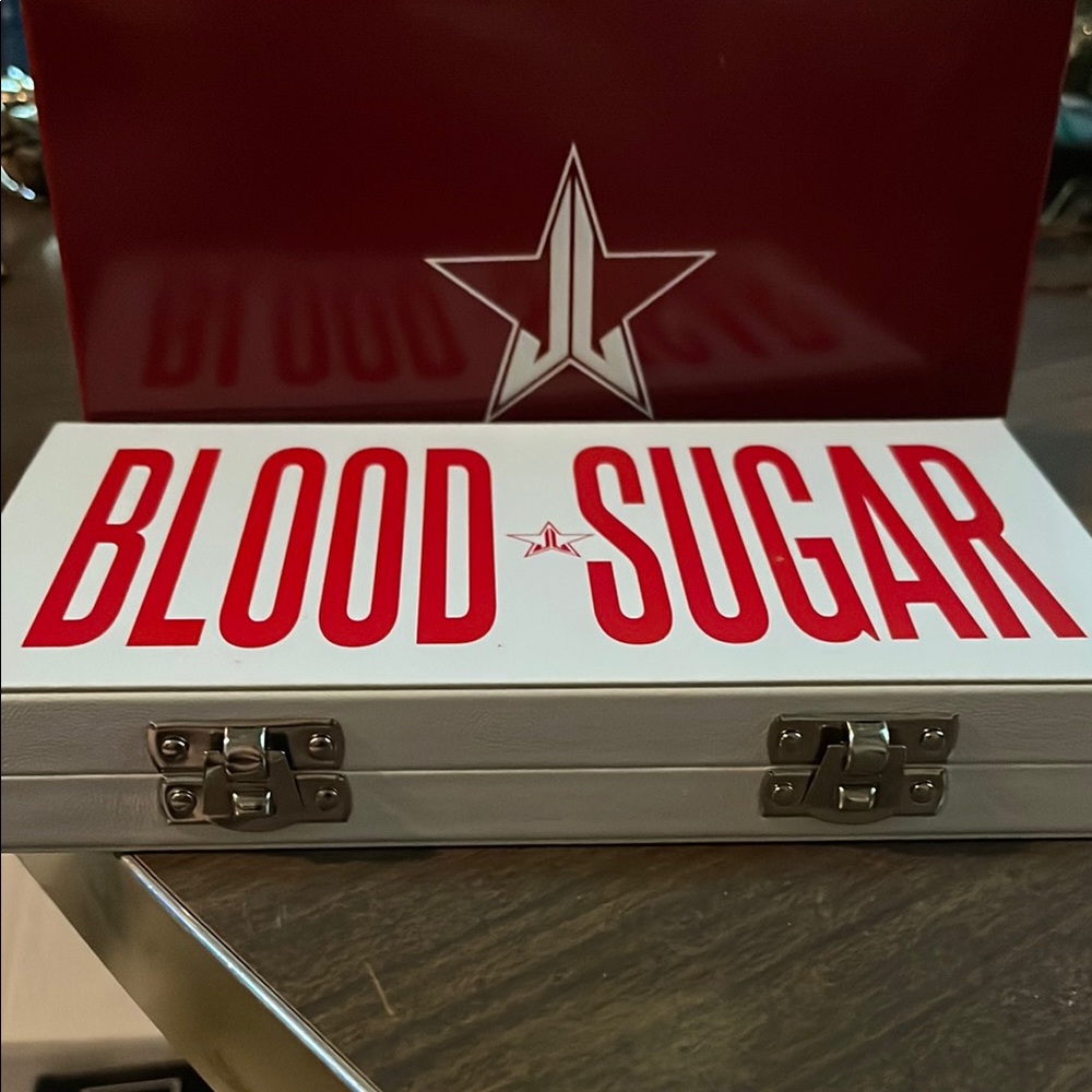 Jeffree Starr ✨🌟Blood Sugar Makeup Palette